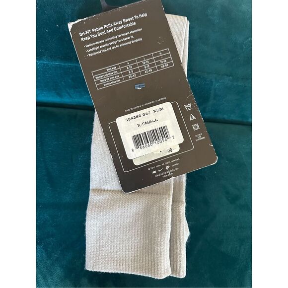 Kids Nike Soccer Socks - Picture 3 of 3